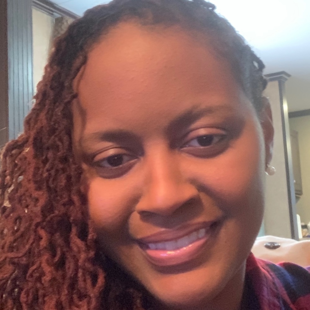 Meet your Posher, Anitra